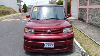 TOYOTA SCION XB - 2006